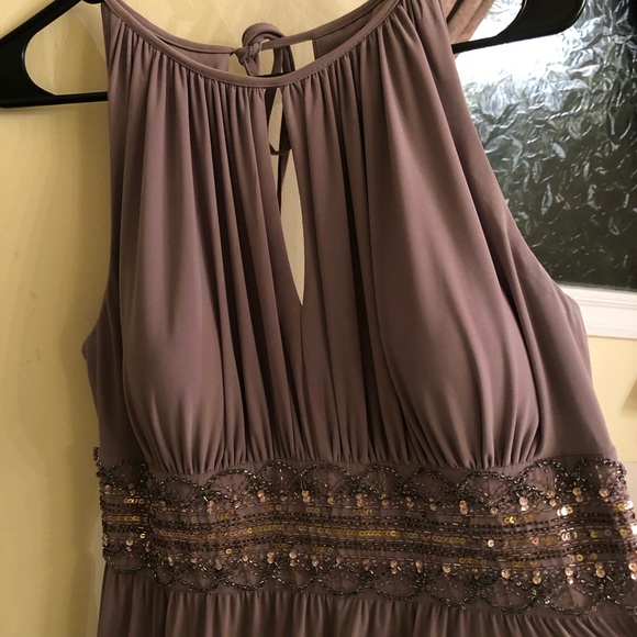 Dress - Picture 4 of 4